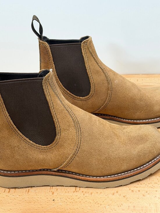 Red Wing 6” Classic Chelsea Hawthorne Boots Suede Size 7.5 main image 11